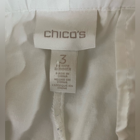 Chicos white loose fitting slacks, these feel amazing and hang beautifully! - Picture 4 of 5